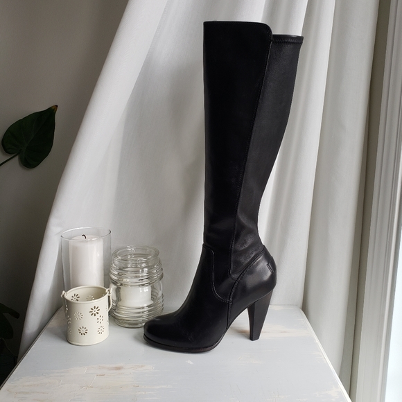 BNWT Frye knee high leather boots with stretch leather back - Picture 3 of 9